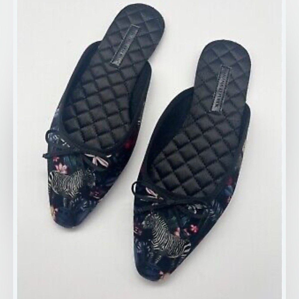 Banana Republic Pointy-Toe Slippers Zebra Watercolor Floral Print